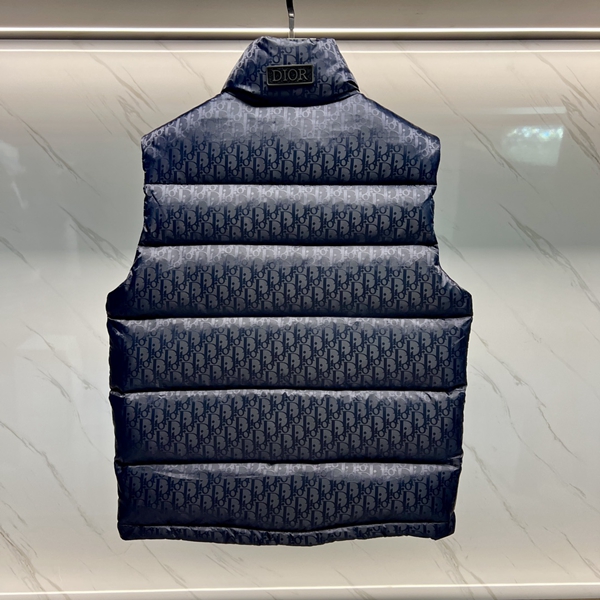 ハイクオリティダウンジャケット素材ディテール